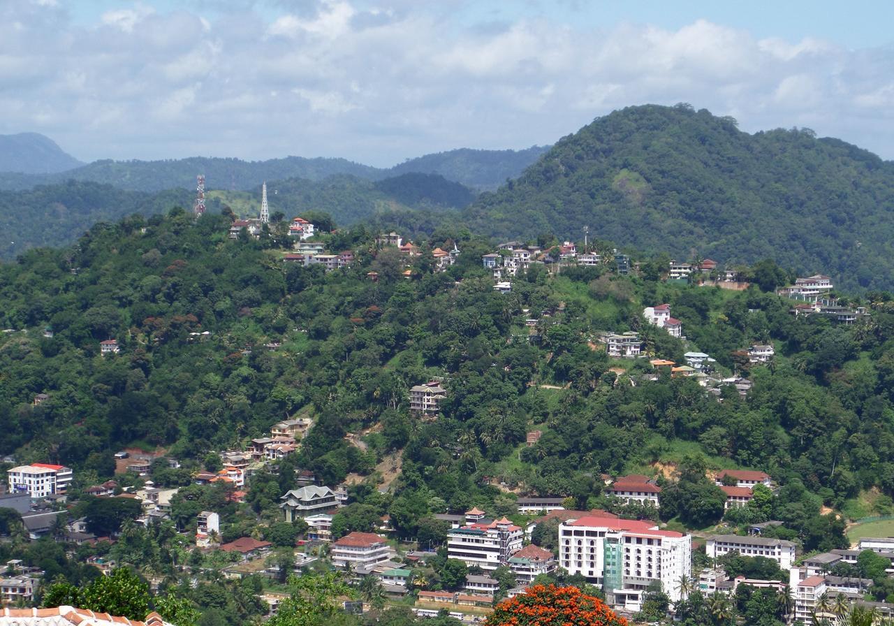 Idyllic Vista Apartment Huduhumpola Bagian luar foto